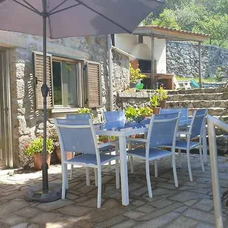 Casa De Ferias V6 Com Piscina * Ponte de Lima