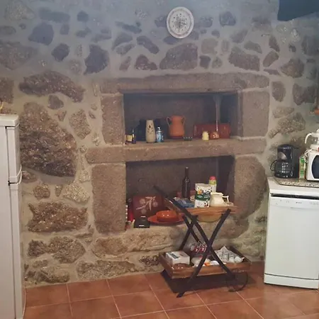 Casa De Ferias V6 Com Piscina Vakantiehuis Ponte de Lima