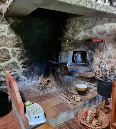 Casa De Ferias V6 Com Piscina * 폰테 데 리마