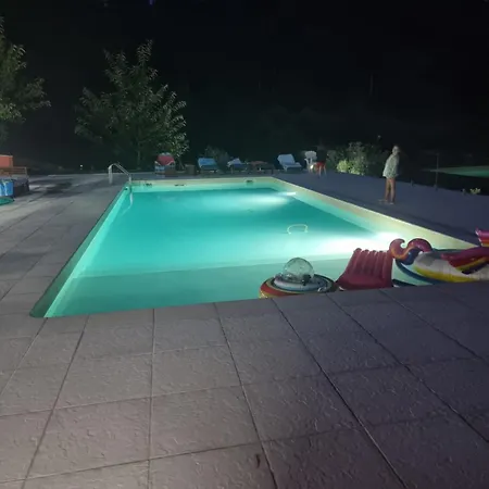 Casa De Ferias V6 Com Piscina
