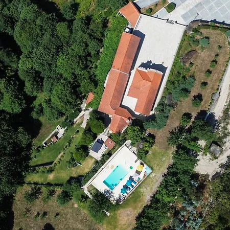 Casa De Ferias V6 Com Piscina *