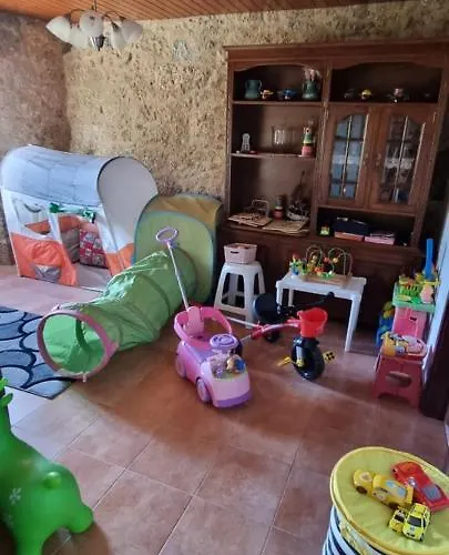 Casa De Ferias V6 Com Piscina 펜션