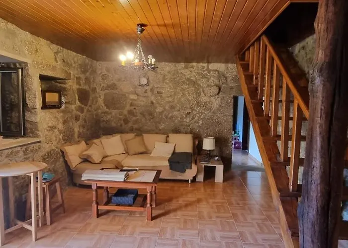 Casa De Ferias V6 Com Piscina 펜션