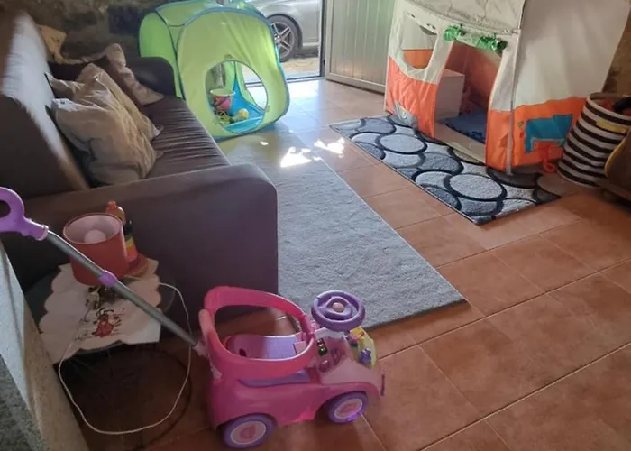 Casa De Ferias V6 Com Piscina 펜션 *