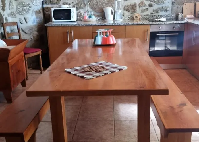 Casa De Ferias V6 Com Piscina 펜션 폰테 데 리마